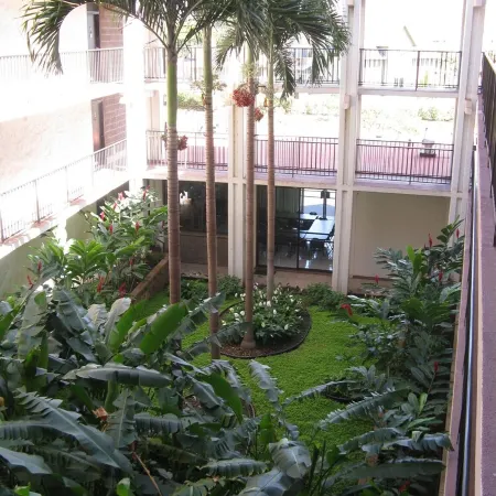 Hidden Gem! Exceptional 1 Bed/1Bath Ocean & Beachfront Kihei