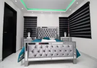 HERMOSO PENTHOUSE EN RESIDENCIAL LAS CAYENAS Hotels in 