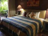 Beautiful Modern Beach Condo