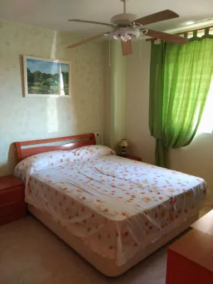 Front line Marina Dor, in front of the Gardens