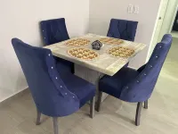 Cozy 2-bedroom condo, located in the center of the city. Hotels in 