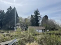 Idyllic House by Lake at the Gateway to the Dordogne (Périgord) Hôtels à : Ladignac-le-Long