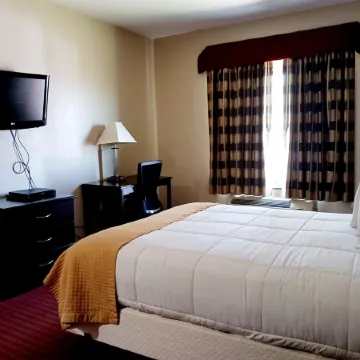 Yorktown Inn and Suites