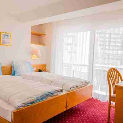 Hotel Heilquelle-Leukerbad-Therme Rooms