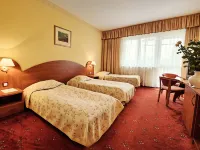Hotel Anders w Starych Jabłonkach Hotele w: Ostróda