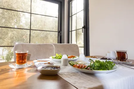 Deniz Otel Отели в г. Sigacik Mahallesi