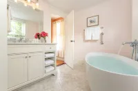 Candleberry Inn on Cape Cod