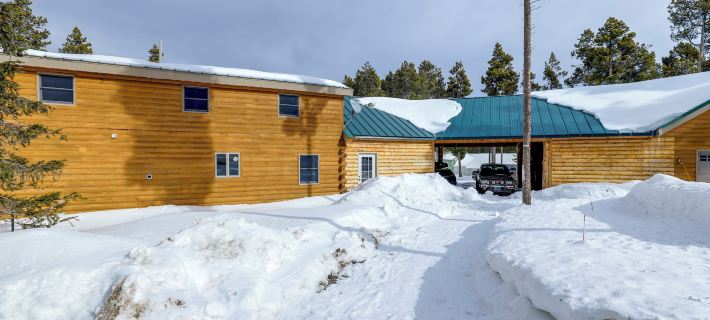 2 Mi to Skiing: Casper Cabin w/ Mtn Views! Hotels in Casper