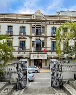 Hotel Reforma Tuxpan Hoteles cerca de Way Up Tuxpan