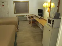 Cassville Budget Inn Hotels in Flat Creek Township