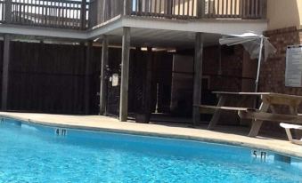 Sandpiper Motel