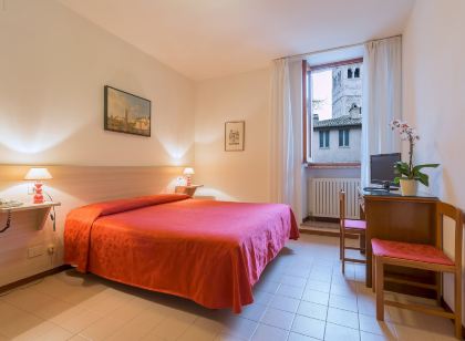 Hotel San Rufino
