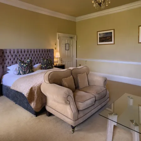 Peterstone Court Country House Restaurant & Spa Отели рядом с достопримечательностью «Замок Брекон»