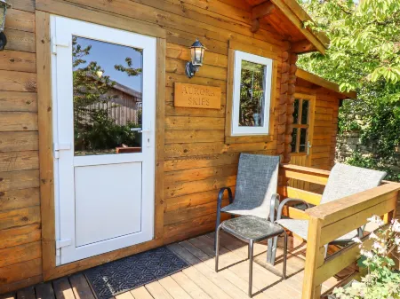 Aurora Skies Отели в г. Крессуэлл