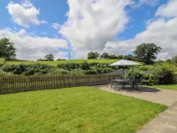 Ty-Isaf Cottage Hotels in Banwy