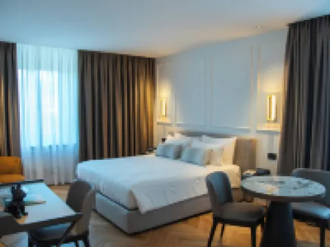 Ambassador Palace Hotel Hotels near Udine