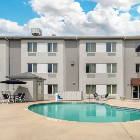 Sleep Inn & Suites at Concord Mills