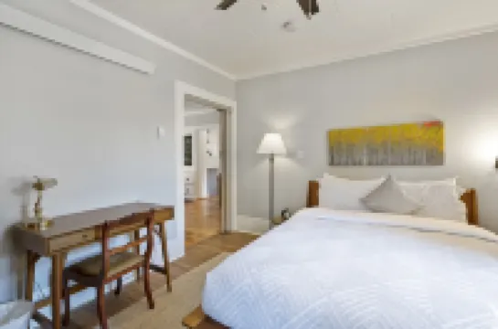 128 Spruce Street 2 Bedroom Home by RedAwning