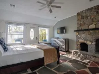 Hamptons Vacation Inn Hotels in Hampton Bays