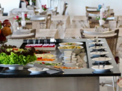 جراند هوتل جواروجا فنادق في کواروخا