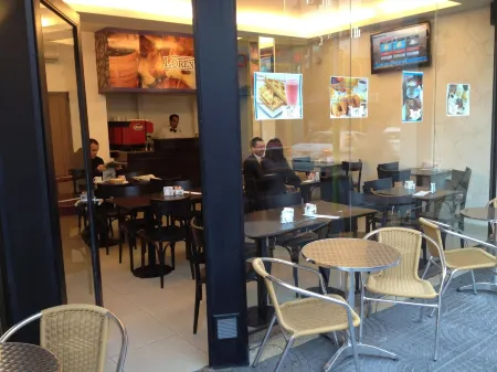 Lorenzo Suites Hotel Отели рядом с достопримечательностью «Historic House of Tucuman»