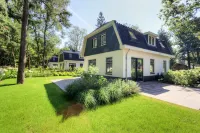 Bospark Ede Hotels near Goudsberg