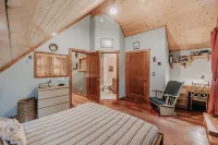 21gs - Log  - Pets Ok - Sleeps 6 3 Bedroom Home by RedAwning Hotels in Deming