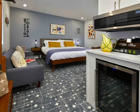 New South Motor Inn Hotels in Madison
