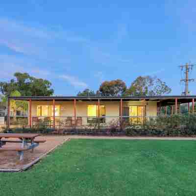 Yarrawonga Riverlands Tourist Park Hotel Exterior