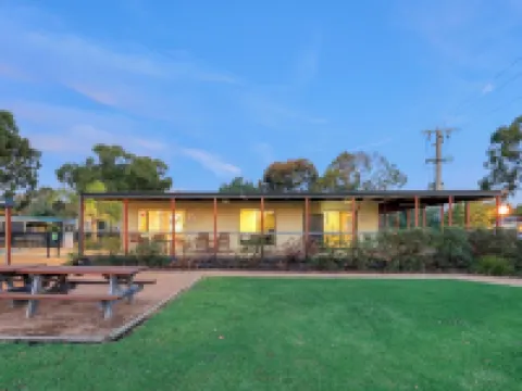 Yarrawonga Riverlands Tourist Park Hotels in Yarrawonga