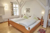 Hotel Weisses Ross Hotels in Dinkelsbuhl