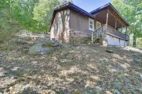 Secluded Vian Retreat Close to Tenkiller Lake - Parkering