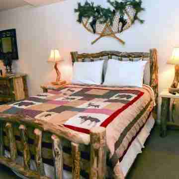 Fawn Valley Inn- 101 Condo Rooms