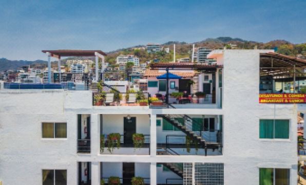 Hotel Suites Nadia Puerto Vallarta - Housity