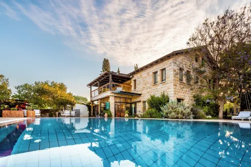 Grand Vista Boutique Hotel and Spa Hotels in Qiryat Shemona