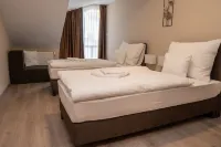 Budapest Airport Eprespark Hotel - 3-Star