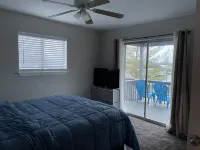 Adorable 2 Bdrm Vacation Rental Located On Canal Hotels in Algonac