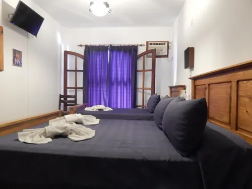 Hotel Colonial - พร้อมอาหารเช้า