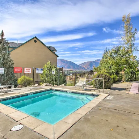 Cozy Eden Condo Retreat < 6 Mi to Ski Resort!