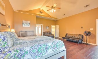 Boat Dock & Hot Tub: Waterfront Home in Milam!