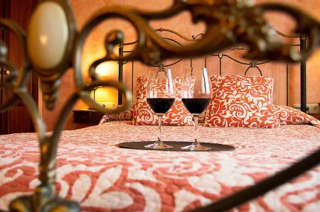 Hotel Antiga Отели рядом с достопримечательностью «Centre històric de Calafell»