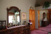 Jewel on the Hill Bed & Breakfast Hotels in Limerick