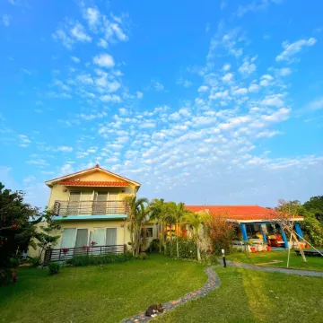 Retreat House Ipe