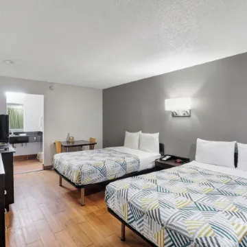 Studio 6 Bryan, TX - University Area