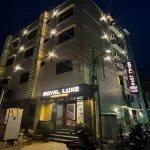 Hotel Royal Luxe - US Consulate, Apollo Hospital, Sankara Natralya Hotel in zona Semmozhi Poonga