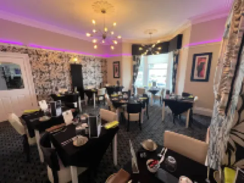 Lauriston Court Hotel