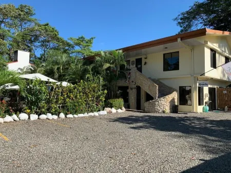 La Sirena Playa Jacó Отели в г. Хако