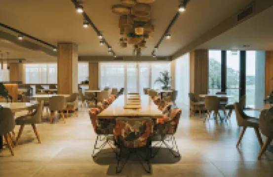 Howard Johnson by Wyndham Resistencia La Ribera 聖費爾南多縣酒店