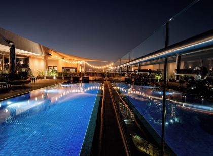 The Trilogy,Menlyn Maine