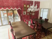 Bella Casa Guesthouse Hotels in Bryanston